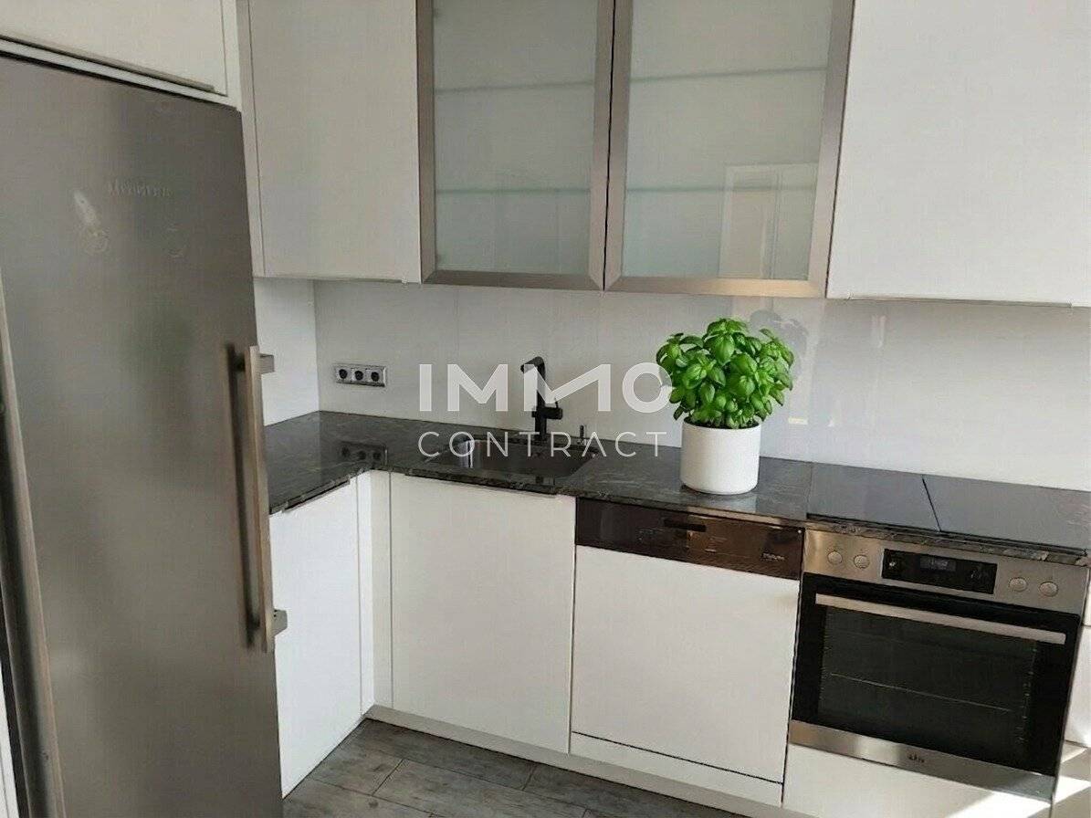 Spacious 4-room apartment with loggia and carport in St. Michael, top location around 179.000 €