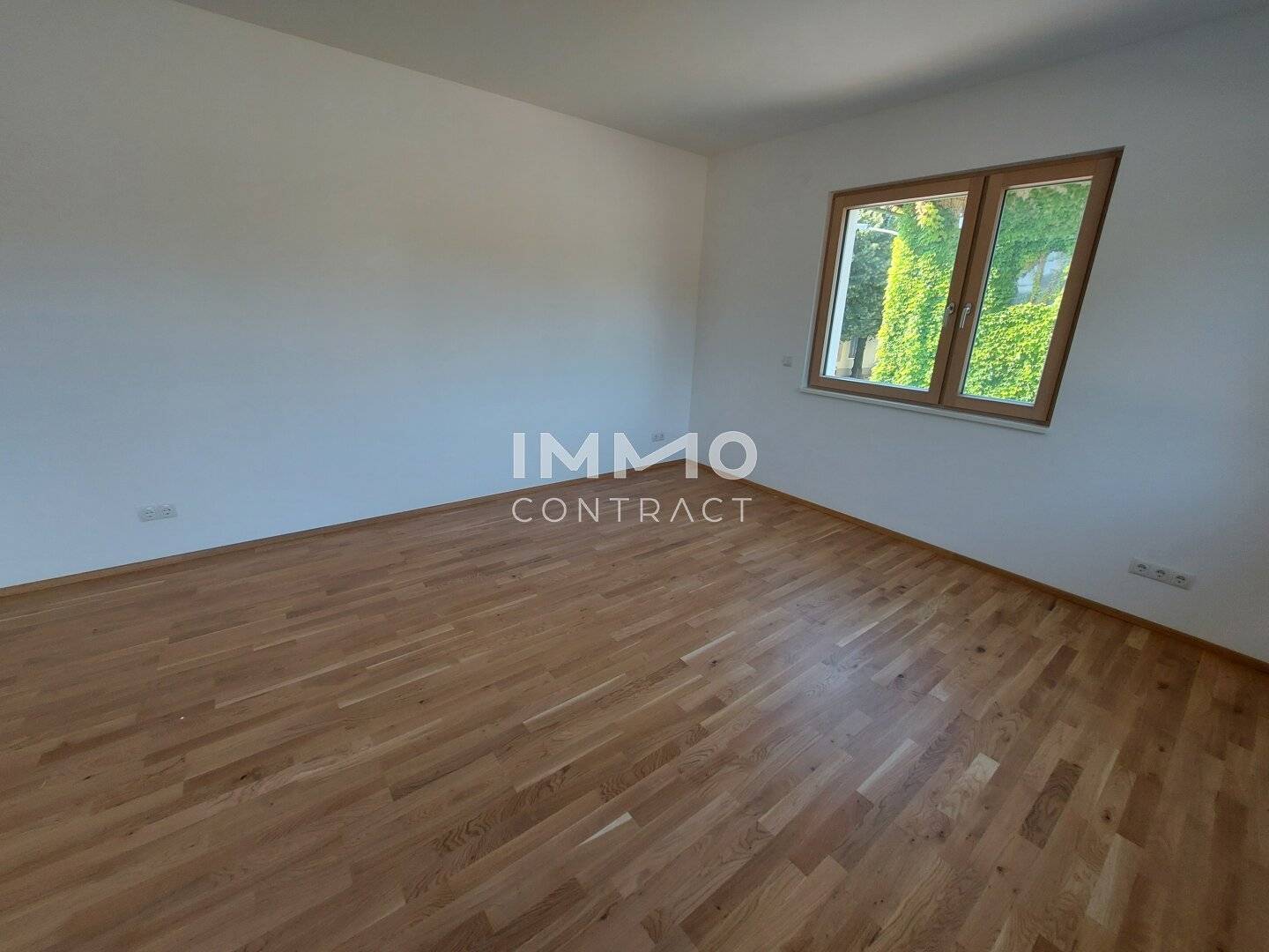 TERRASSENWOHNUNG MIT GARTEN/GARAGE IN LANGENLOIS