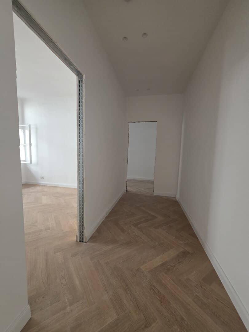 NEUBAUGASSE | FIRST OCCUPANCY | quiet 3-room period apartment
