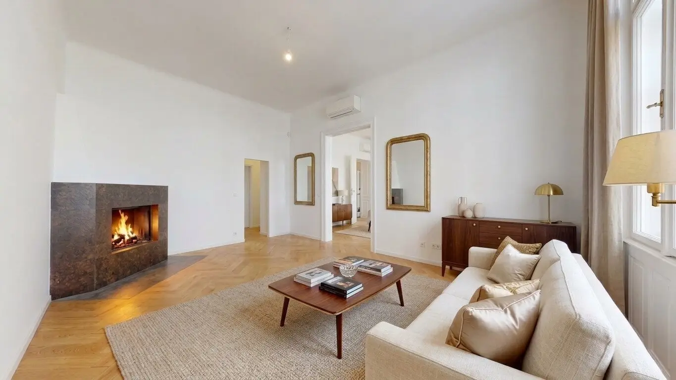Urban living with style – modern 4-room period apartment in the 4th district