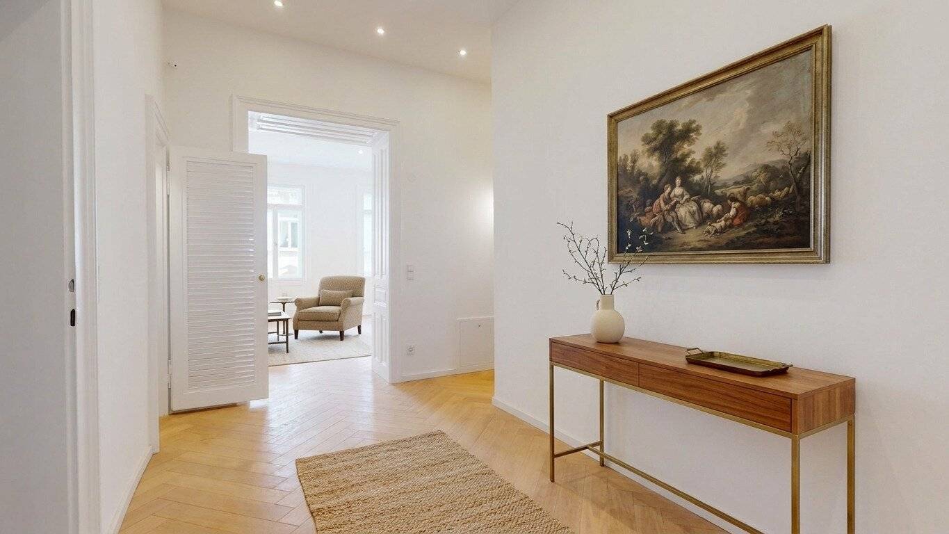 Urban living with style – modern 4-room period apartment in the 4th district