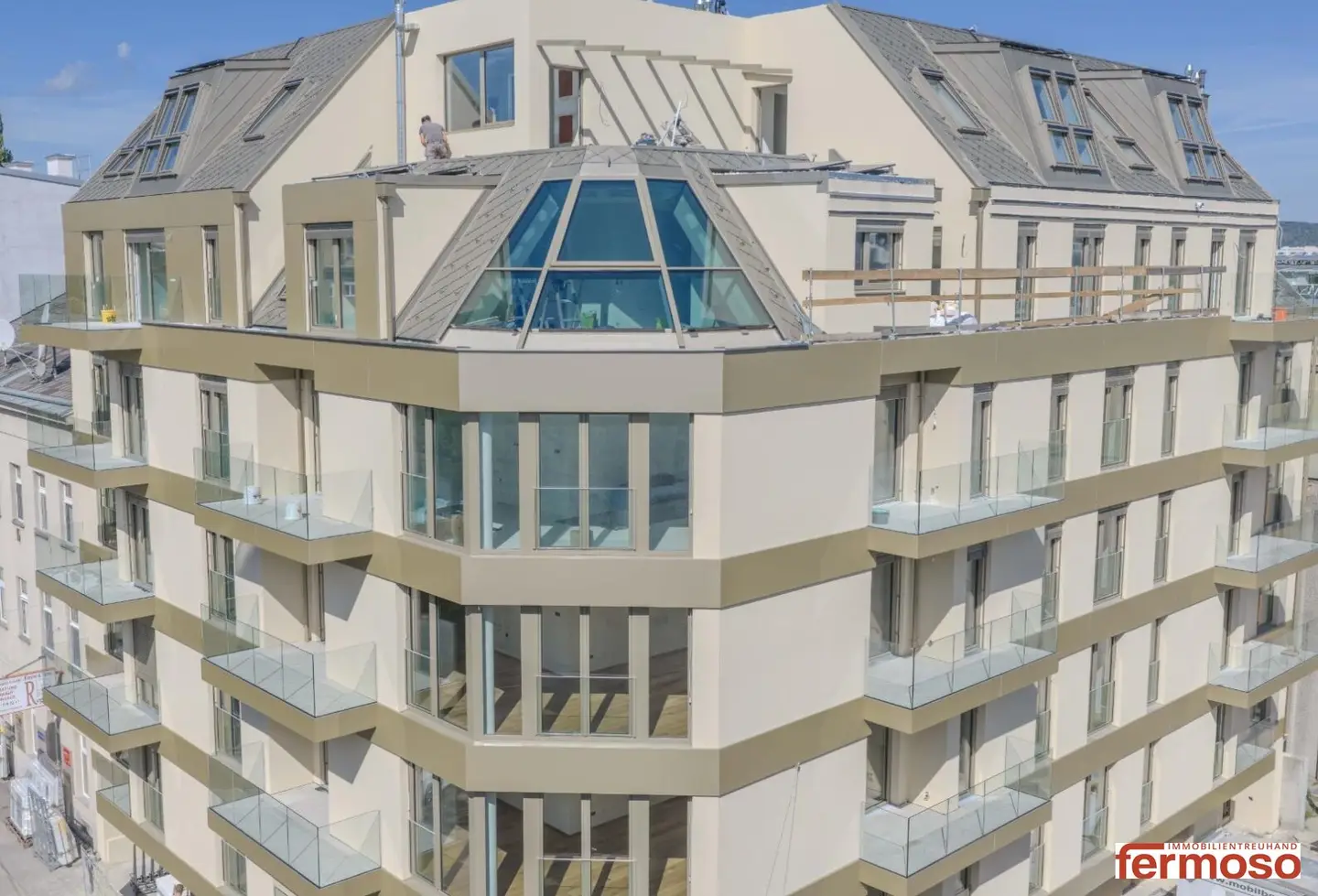 LUXUS-ERSTBEZUG IM 21. BEZIRK – 4 ZIMMER, 2 MASTER-BEDROOMS &amp; 2 BALKONE