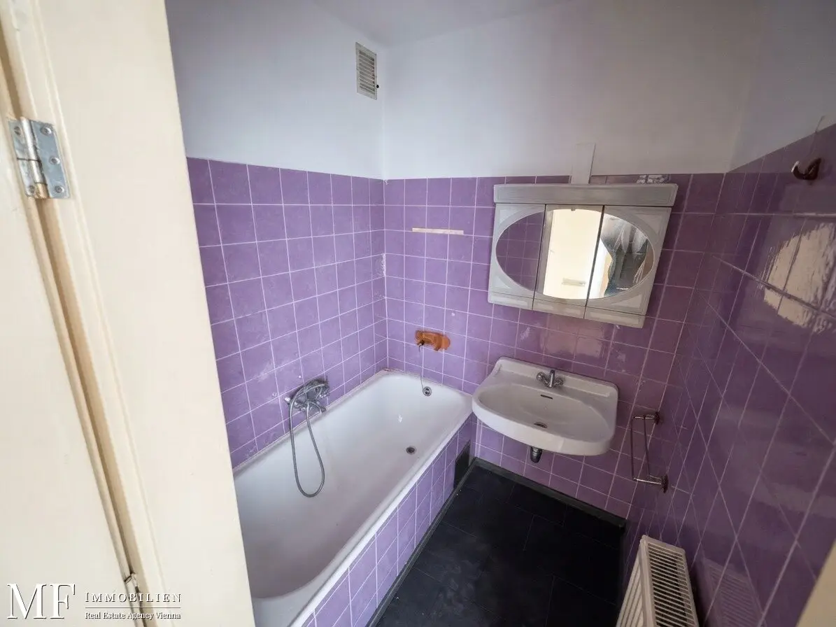 2 rooms separate in prime location