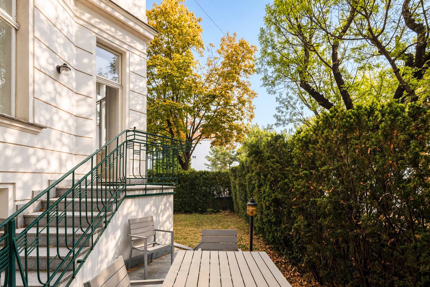NEW! Stylish period gem with private garden in Gersthof Art Nouveau villa