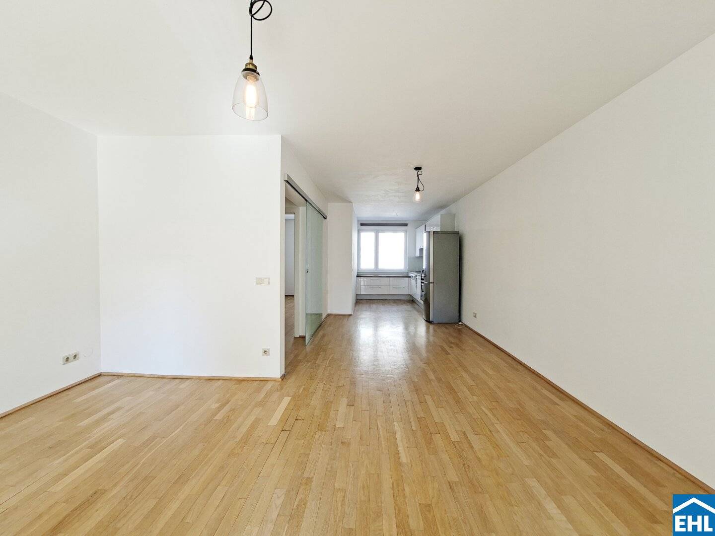Attraktive 3-Zimmer Wohnung mit Loggia nähe der Mariahilfer Straße!