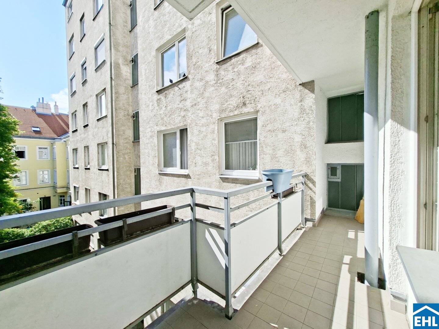 Attraktive 3-Zimmer Wohnung mit Loggia nähe der Mariahilfer Straße!