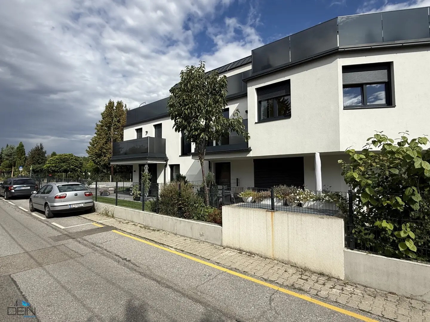 OWNER OCCUPIER AND INVESTOR! DREAM 3 ROOM NEW BUILD APARTMENT WITH A BALCONY IN A QUIET LOCATION