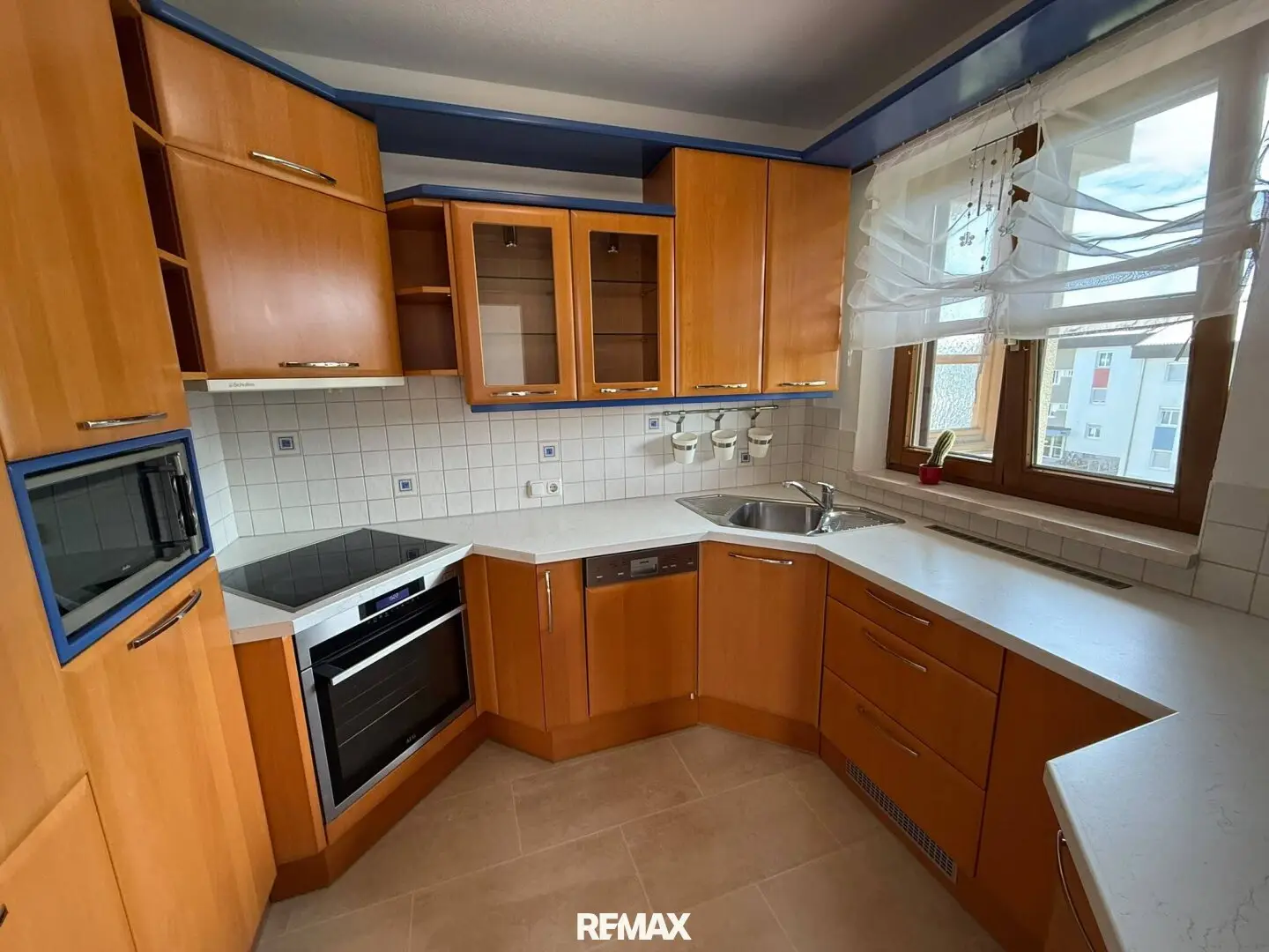 3-Zimmer-Wohnung in ruhiger Lage mit Balkon & Kaminofen