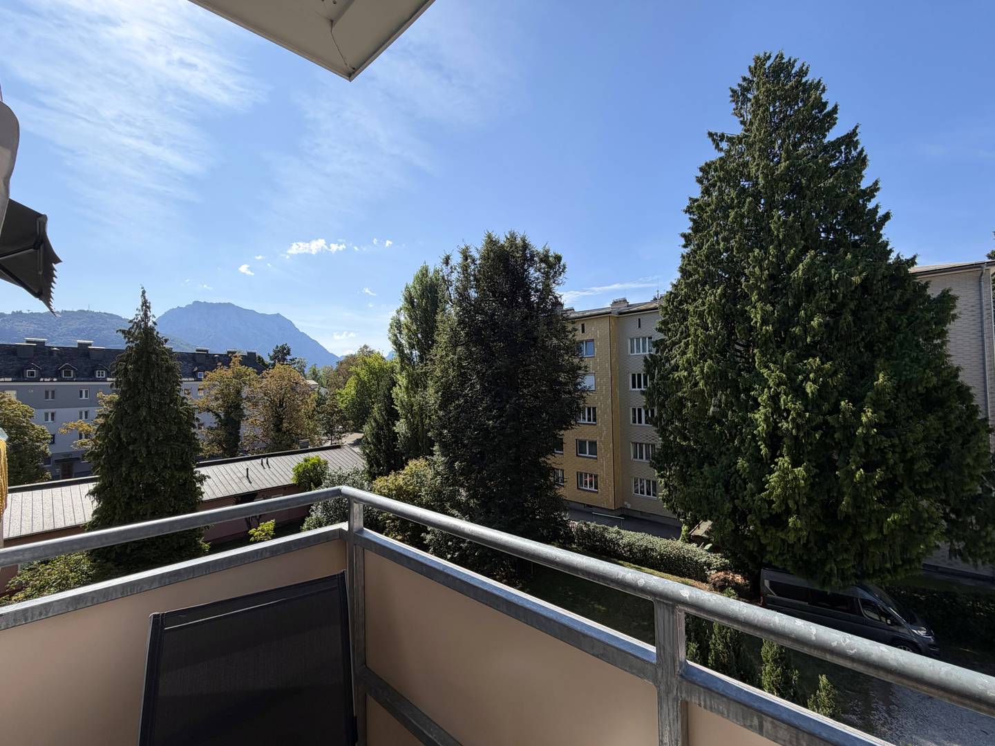 Anlegerwohnung mit Traunsteinblick und Balkon