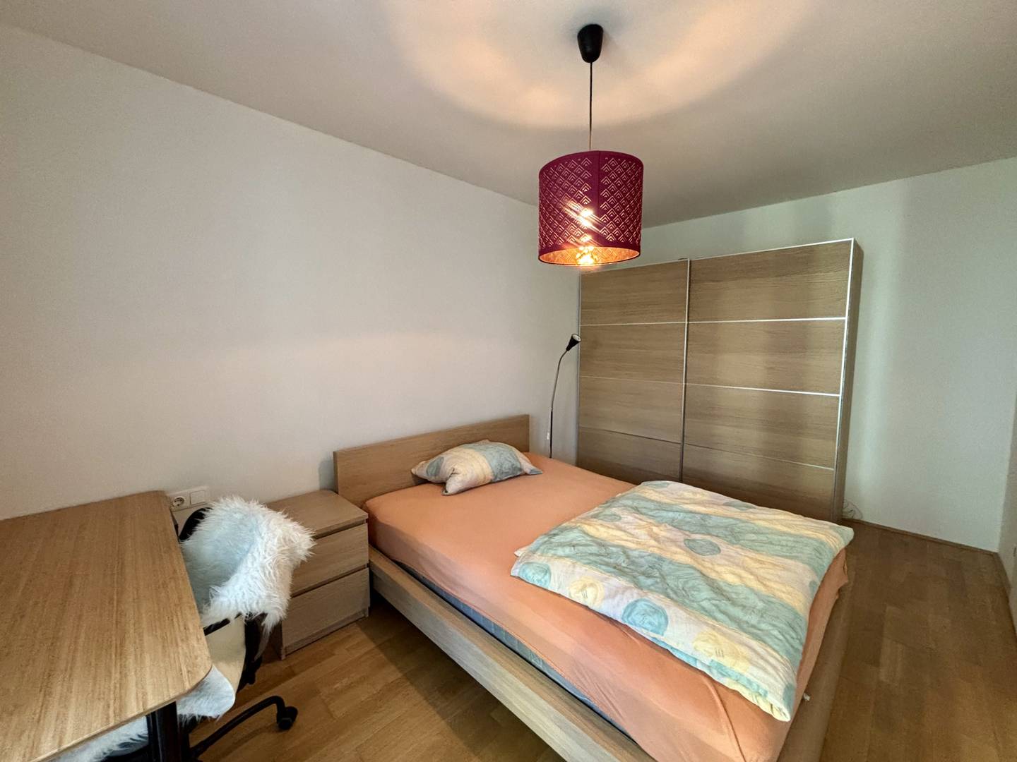 Lichtdurchflutete Wohnung mit Balkon und Garage