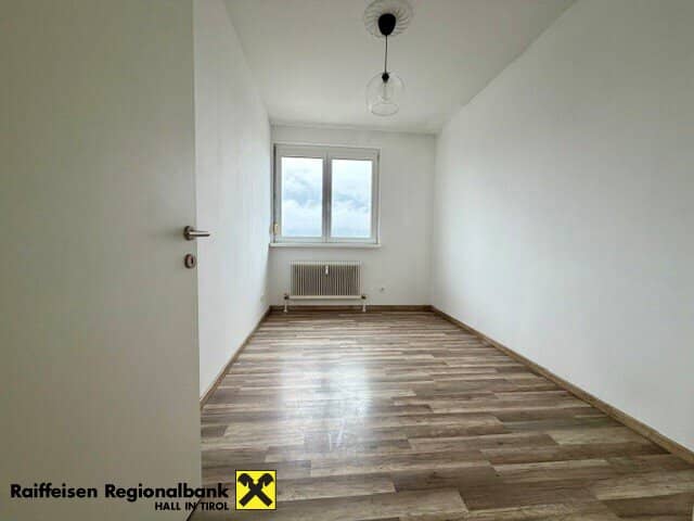 Perfectly laid out 3-room rental apartment with dream view from the 13th floor