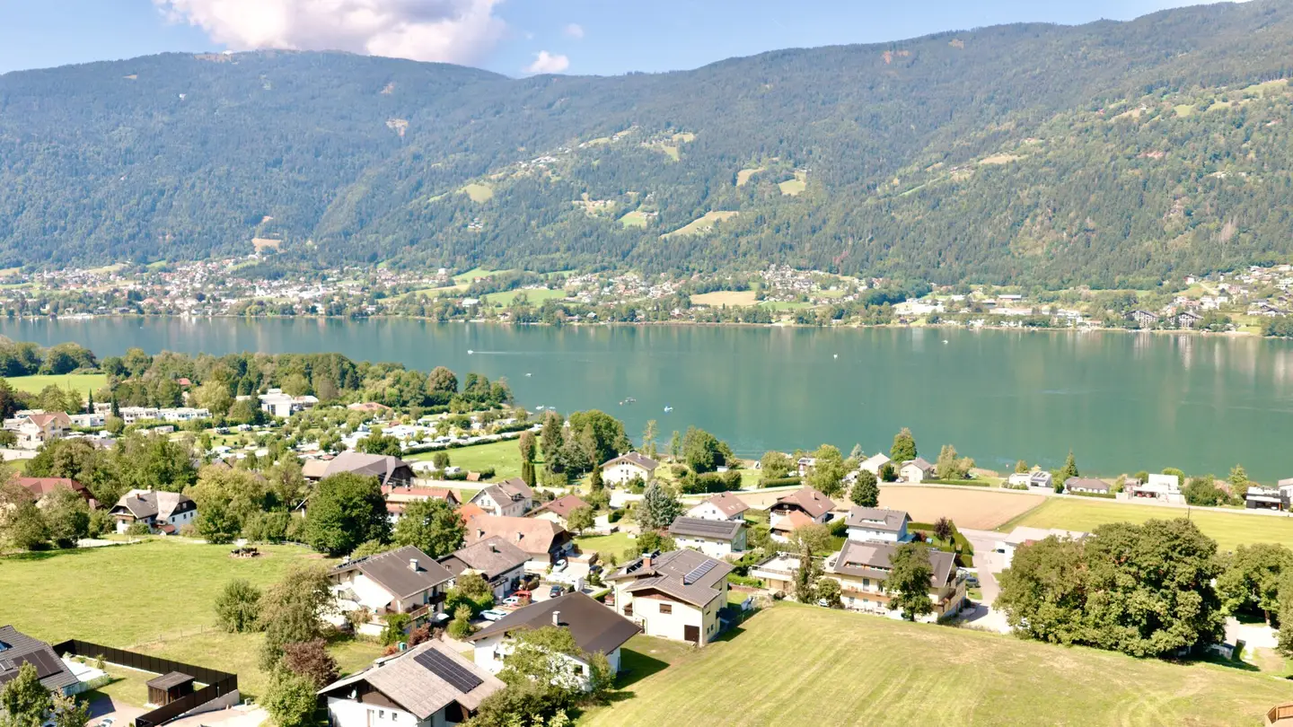 Herrliches Bauland mit Seeblick bereits aus dem Erdgeschoss