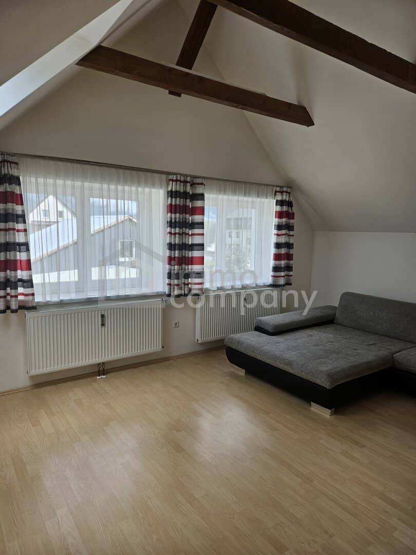 Wohnen mit Bergblick: 81 m² Dachgeschosswohnung in Siedlungslage – noch zweitwohnsitzfähig, in Admont