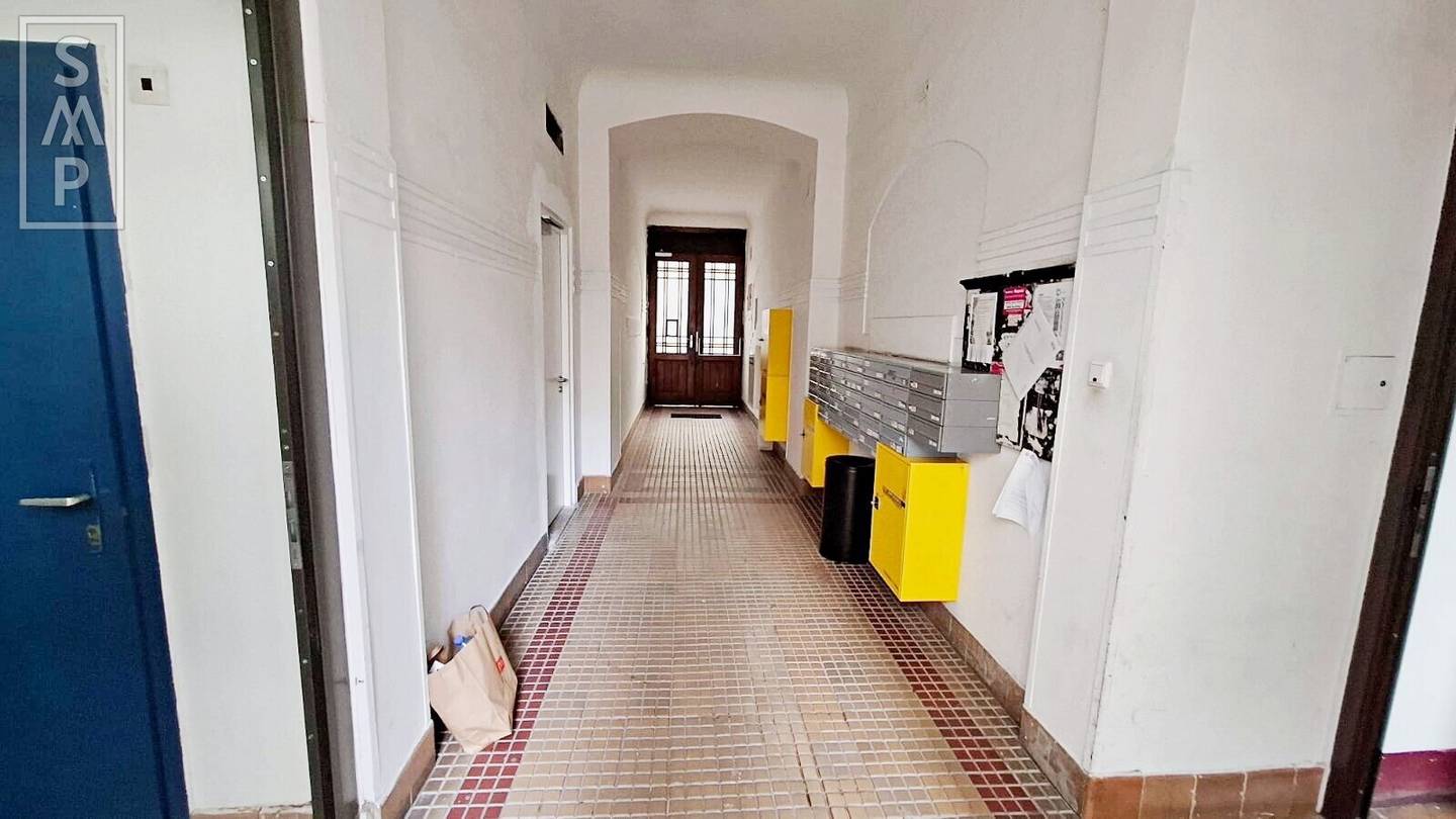 Solid commercial income property in the 2nd district (approx. 86 m²) – rented indefinitely
