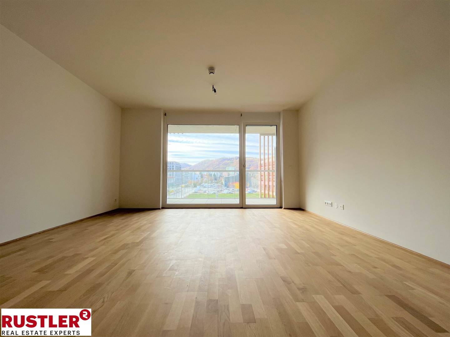Helle Wohnung mit großem Balkon im energieeffizienten Neubau