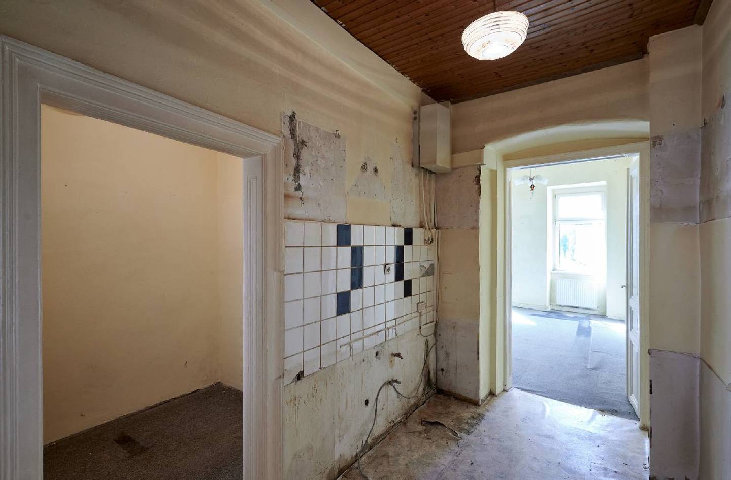 Erdgeschosswohnung near Prater with lift and immediate availability