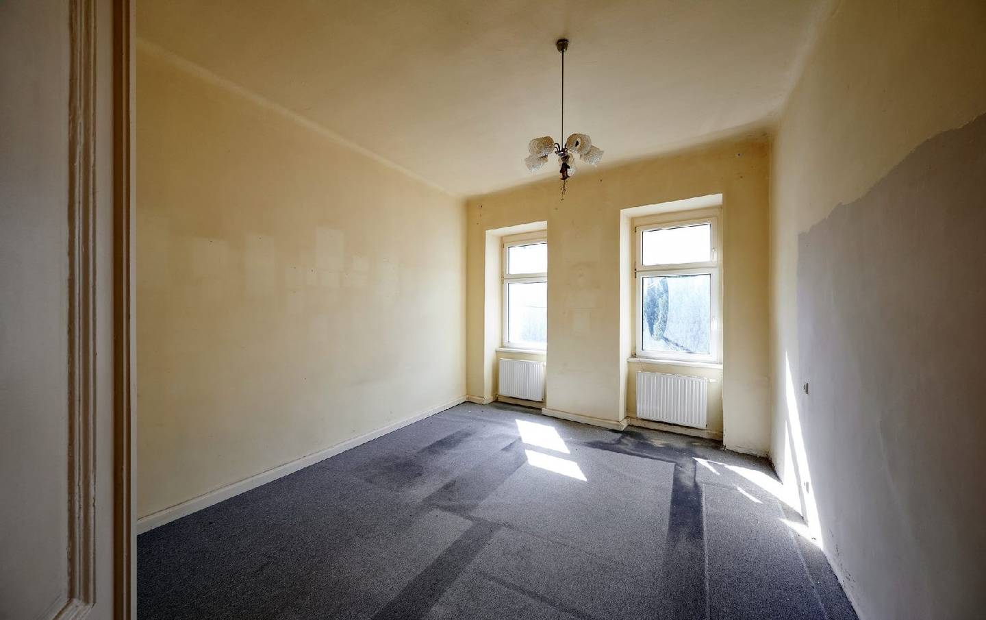Erdgeschosswohnung near Prater with lift and immediate availability