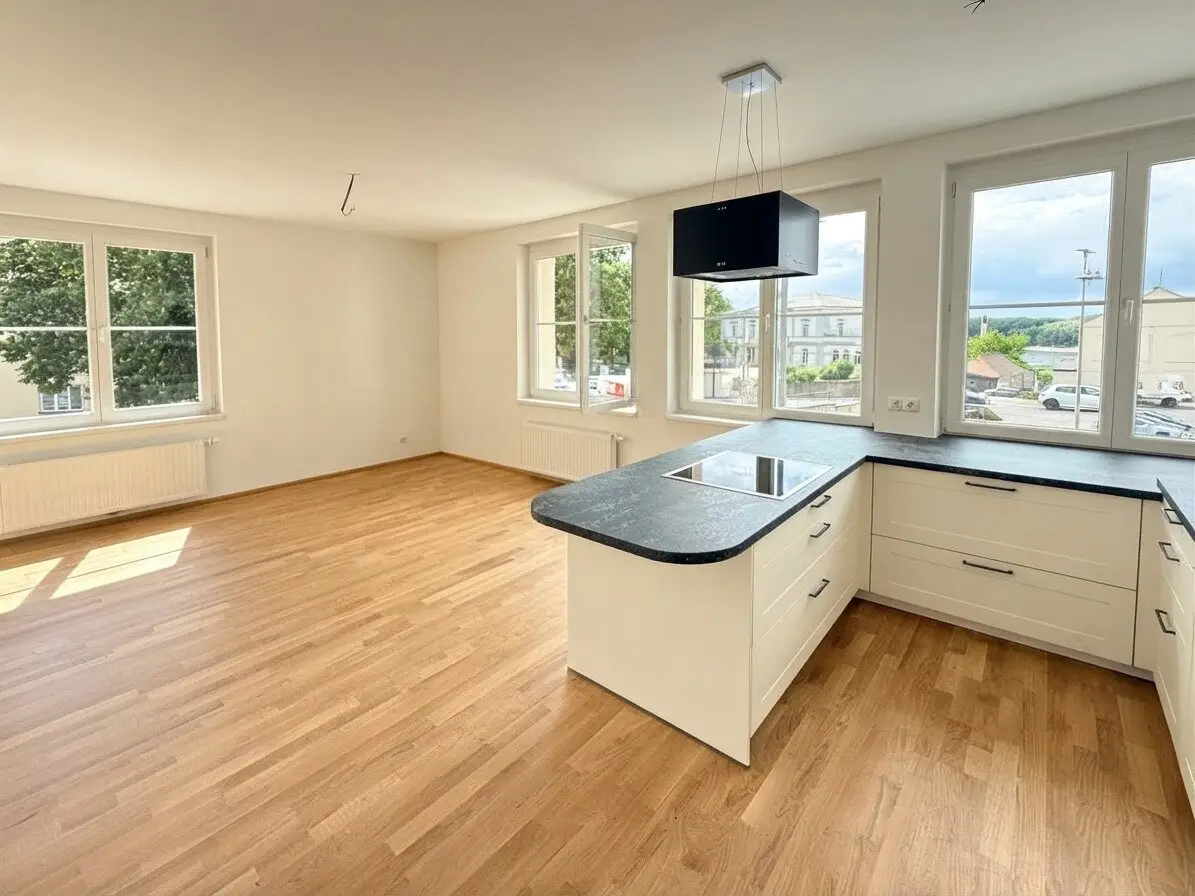 Modern 2-room rental apartment in the center