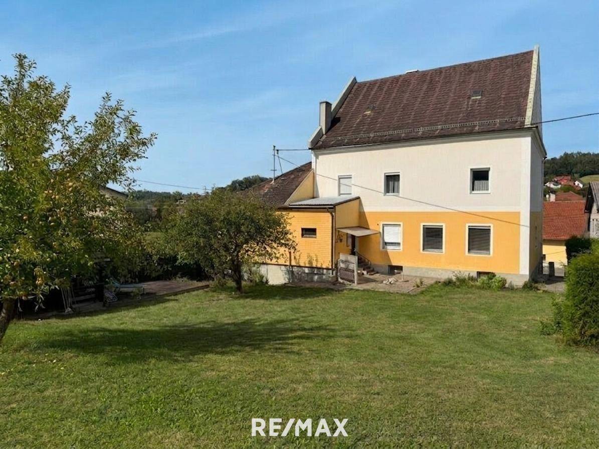Zwei / Dreifamilienhaus mit großem Garten in St. Marienkirchen