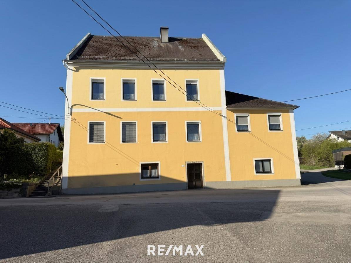 Zwei / Dreifamilienhaus mit großem Garten in St. Marienkirchen
