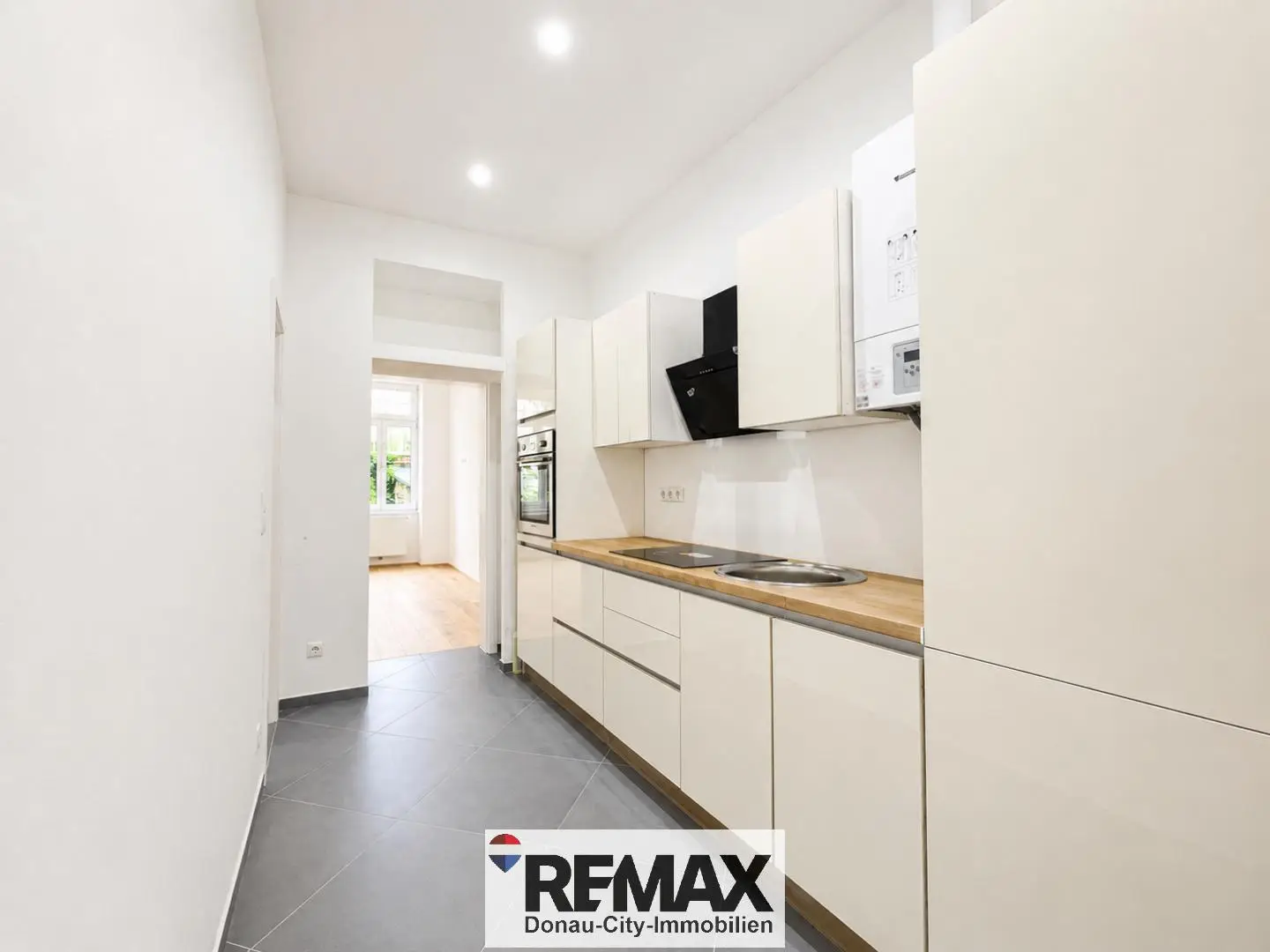 Wohnung near Friedensbrücke quiet and short term rentable