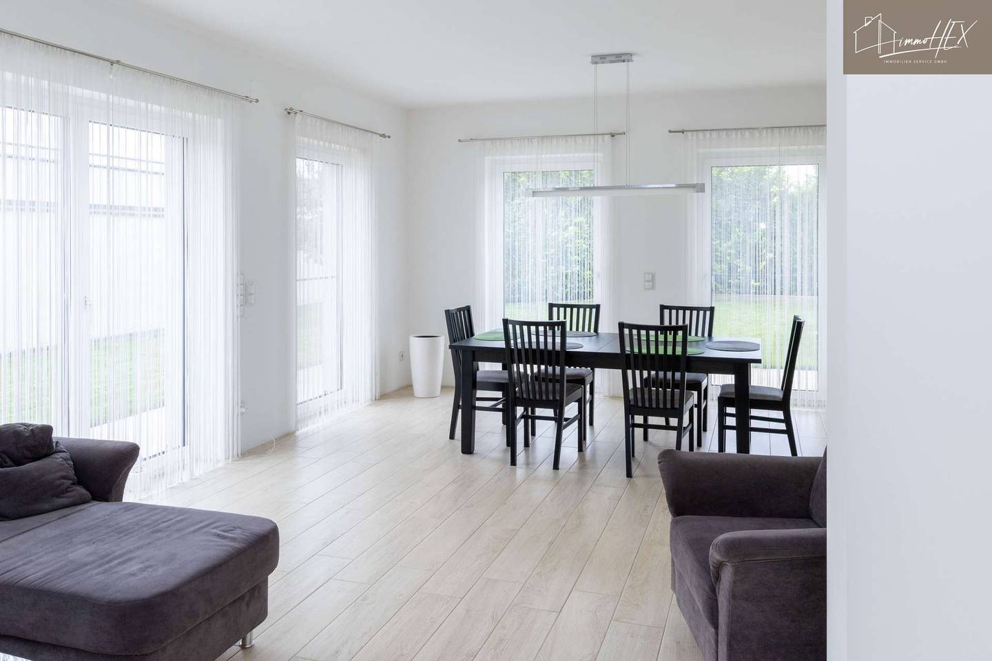 Familienwohnung mit Fußbodenkühlung und Garten