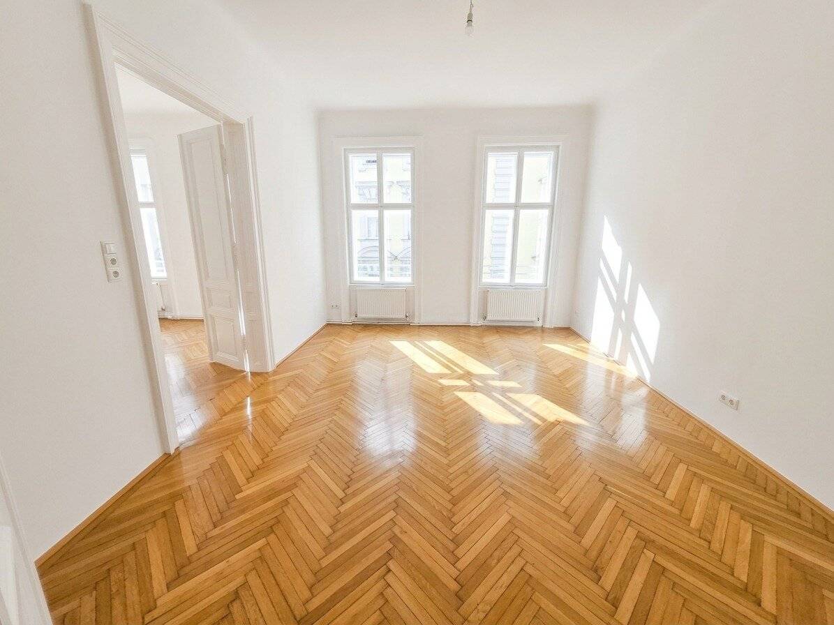 Elegante 2-Zimmer-Wohnung in gepflegtem Altbau – Seegasse