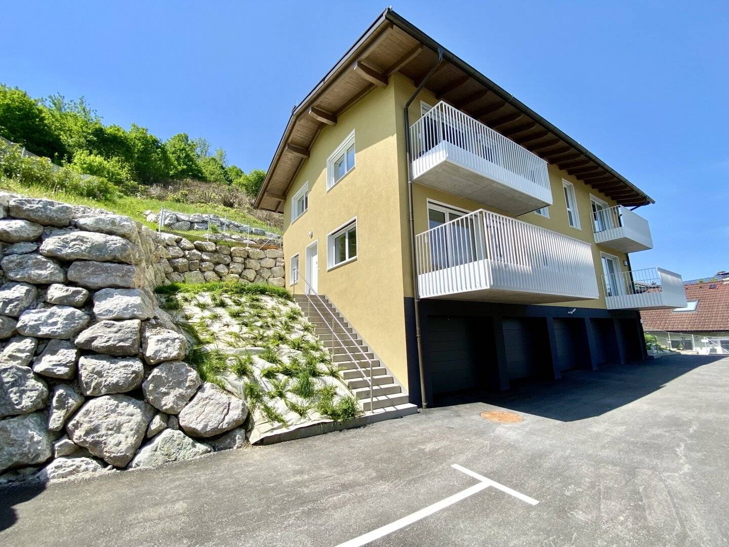 Live centrally, enjoy privately – Condominium in Gmunden