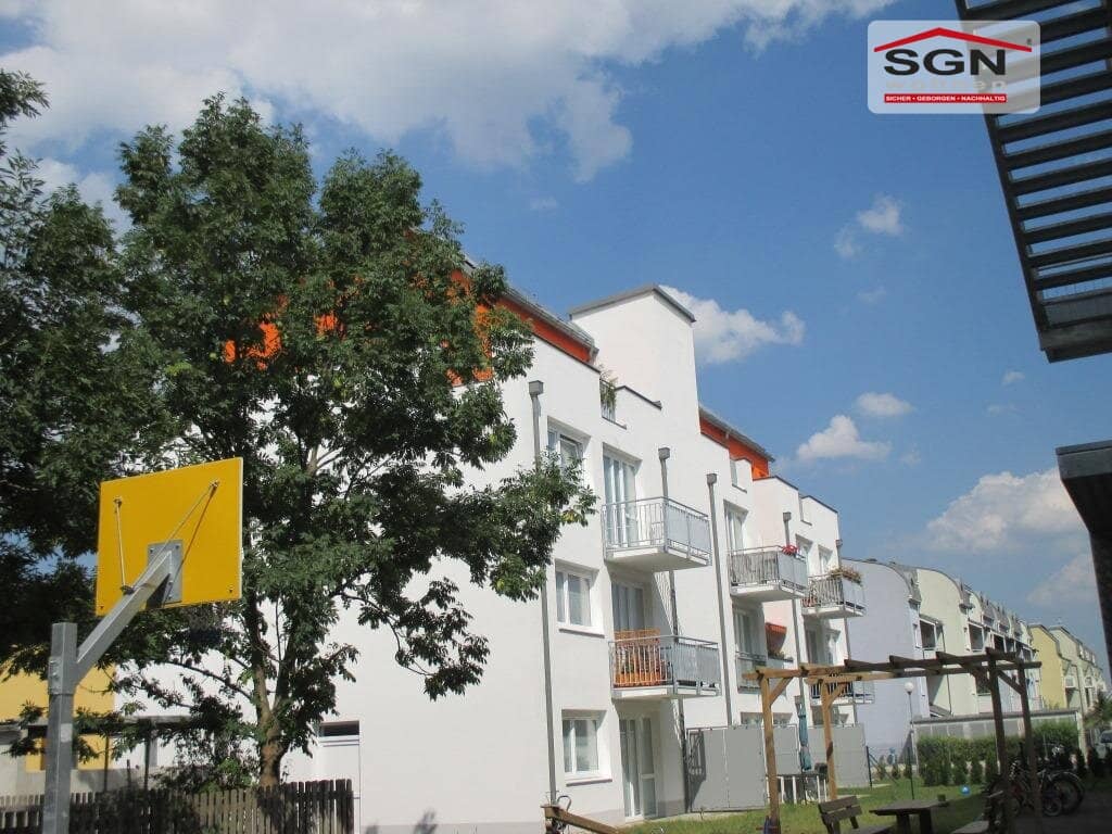 Subsidized 2-room cooperative apartment (rent-to-buy option) with balcony, elevator and car parking space for rent