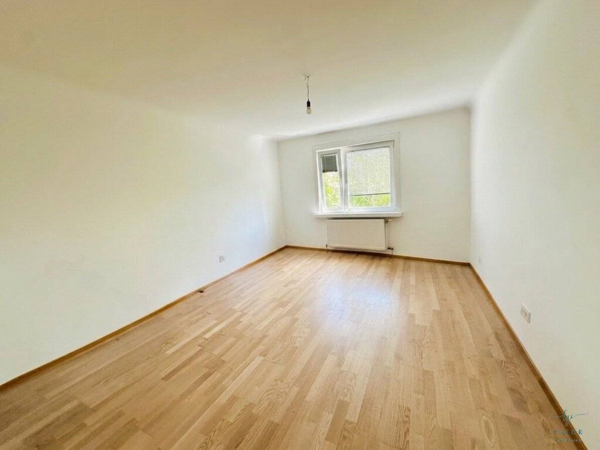 Cozy bright 2-room apartment with perfect transport links in 1230 Vienna
