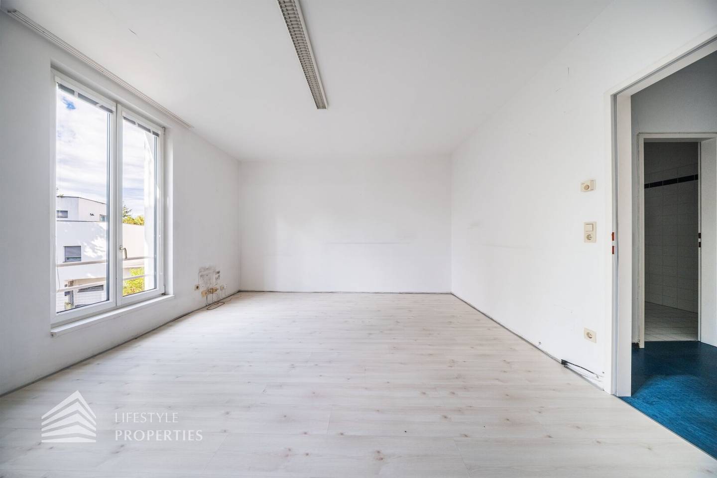 Spacious studio apartment in Wiener Neustadt