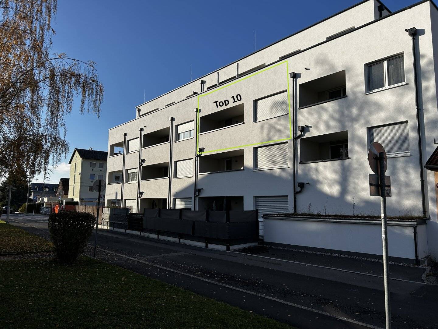 Modern 3-room apartment with loggia, underground parking space and high-quality fittings