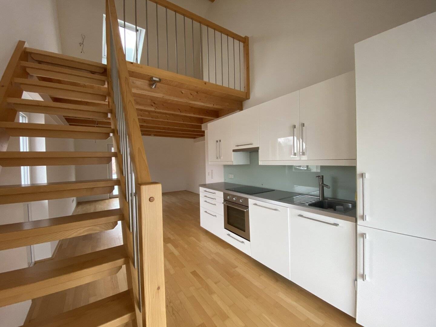 Maxglan: Ruhig gelegene 3,5-Zimmer-Wohnung mit großzügiger Galerie!