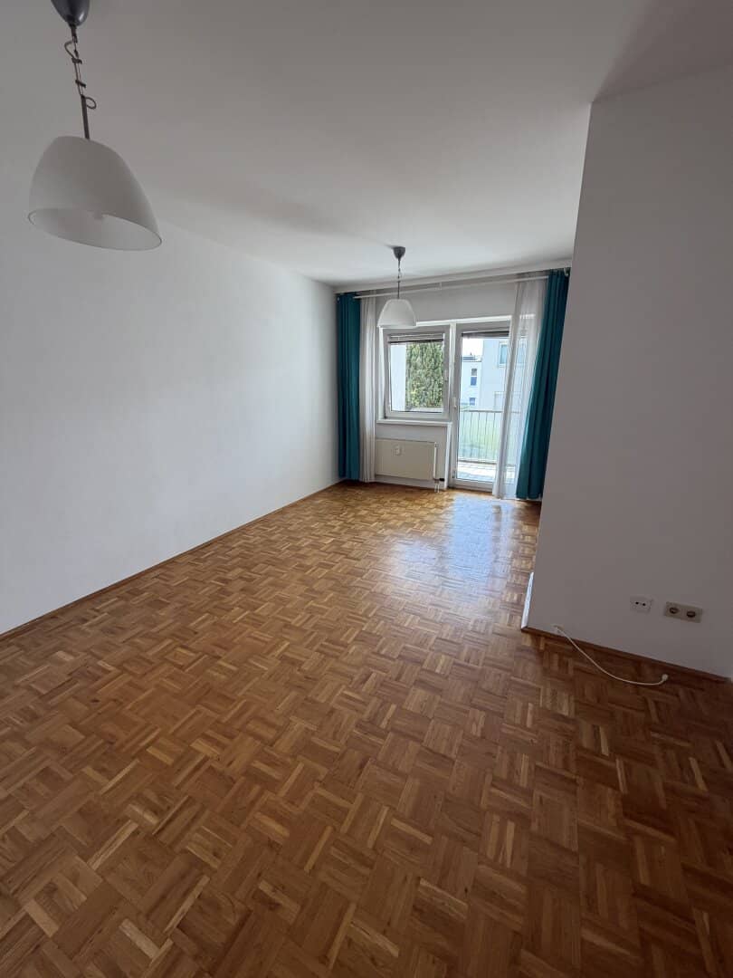 2 Zimmerwohnung mit ca. 55m², Loggia und Autoabstellplatz zu verkaufen!