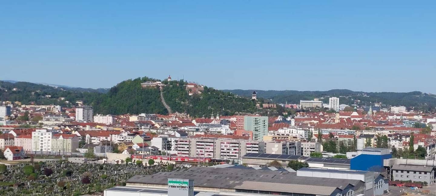Charmante 2-Zimmerwohnung mit Stadtblick