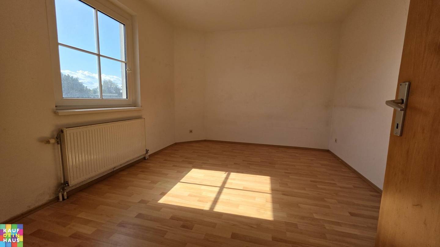 3-room apartment with loggia unlimited tenancy rent including heating costs