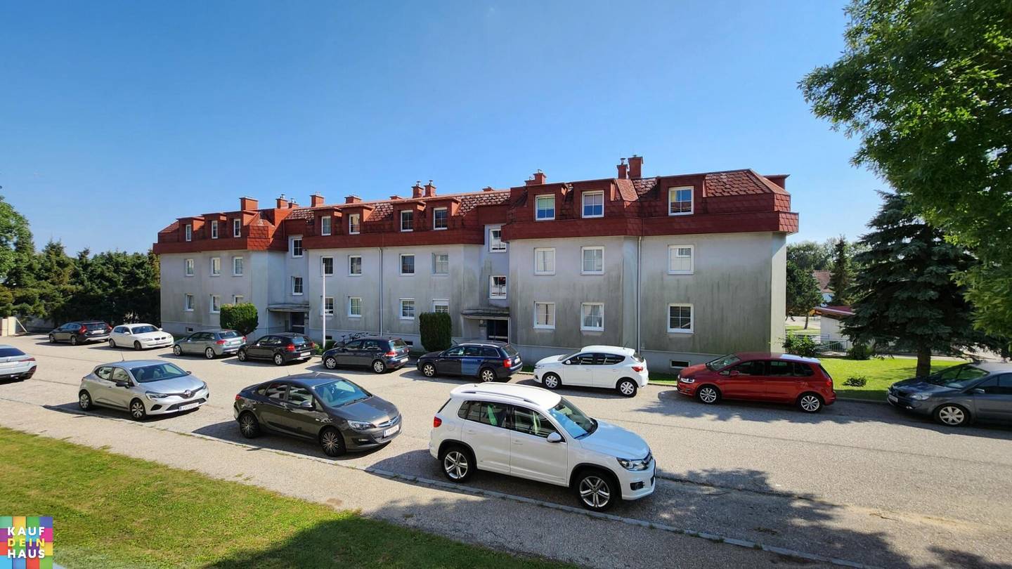 3-room apartment with loggia unlimited tenancy rent including heating costs