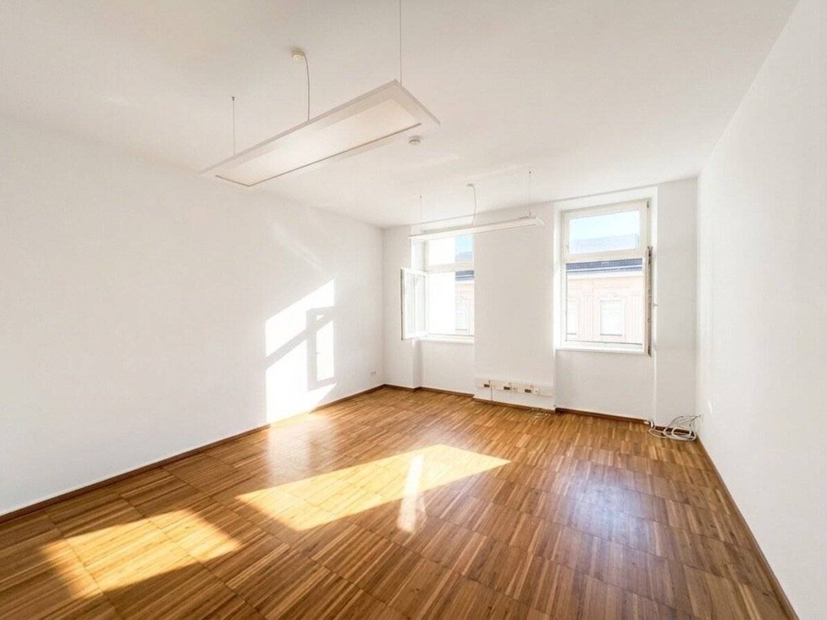 Spacious 5-room apartment | Underfloor heating &amp; Air conditioning