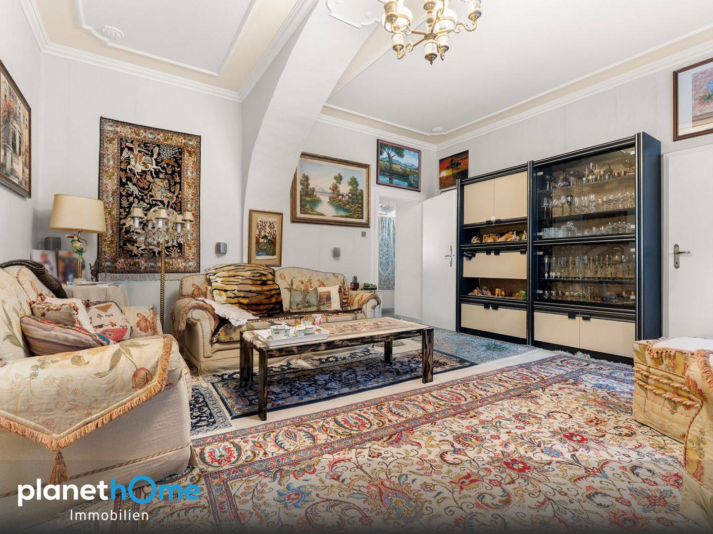 Historische Jugendstil Anlegerwohnung in ruhiger Parklage