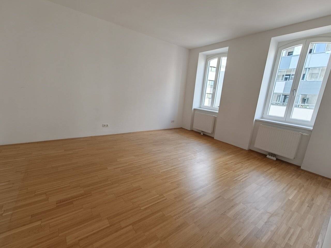 Balcony apartment near U3 Hütteldorfer Straße