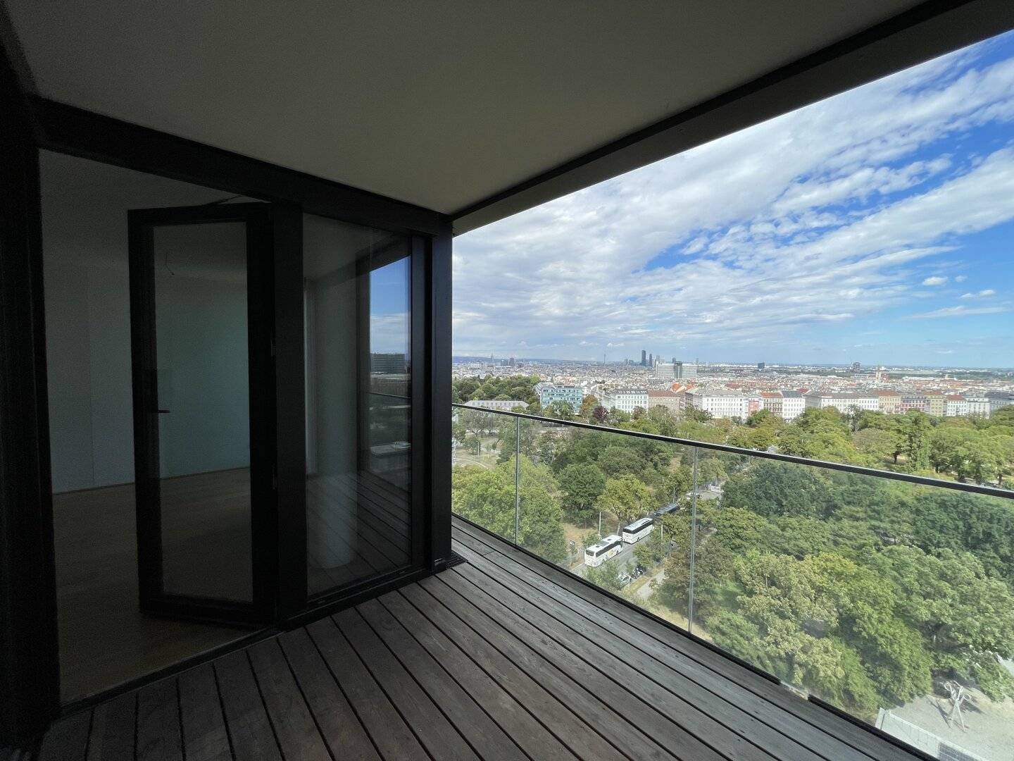 2-ZIMMER-LUXUSWOHNUNG MIT LOGGIA - BEL &amp; MAIN BEIM BELVEDERE