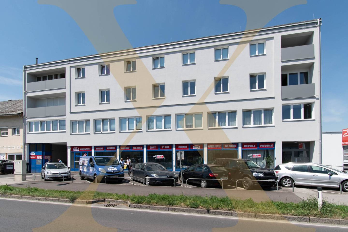 Geschäfts-/Verkaufsfläche mit Schaufensterfront in idealer Verkehrslage von Leonding zu vermieten!