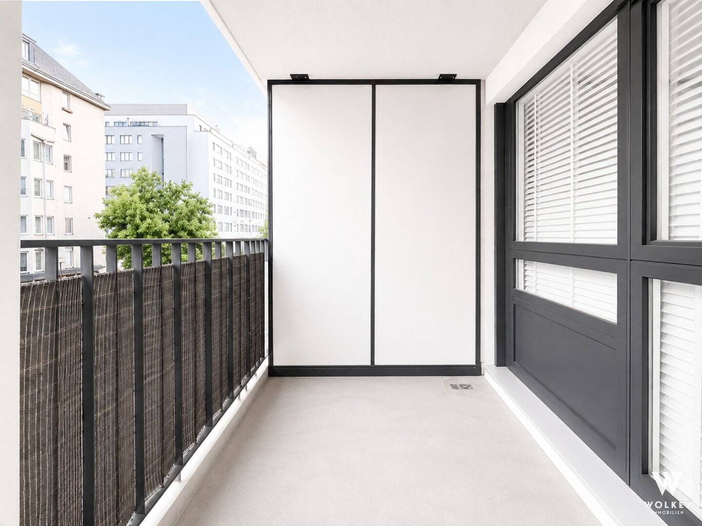 URBAN LIVING | Exklusive 2-Zimmer-Wohnung mit Loggia – vollmöbliert &amp; bezugsfertig |
