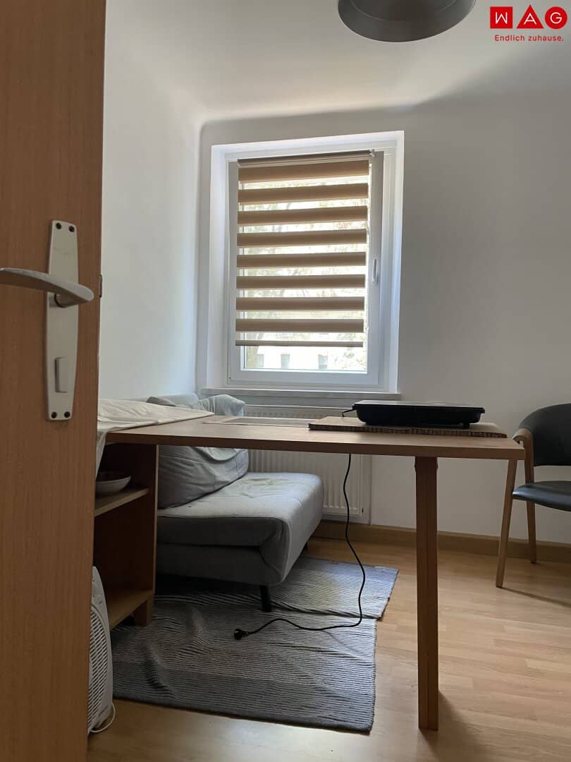 Affordable living with feel-good factor Bright, cosy apartment with separate kitchen and flexibly usable rooms quiet and central location on the green outskirts of Steyr-Münichholz