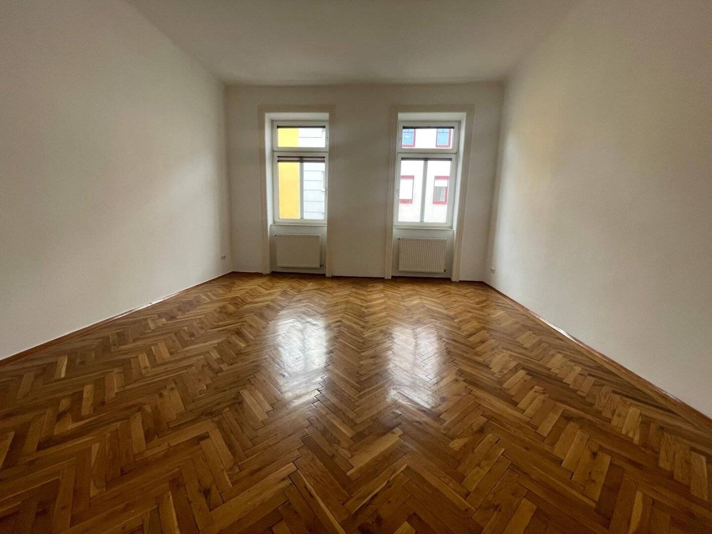 Friendly 2-room apartment near pedestrian zone Meidling
