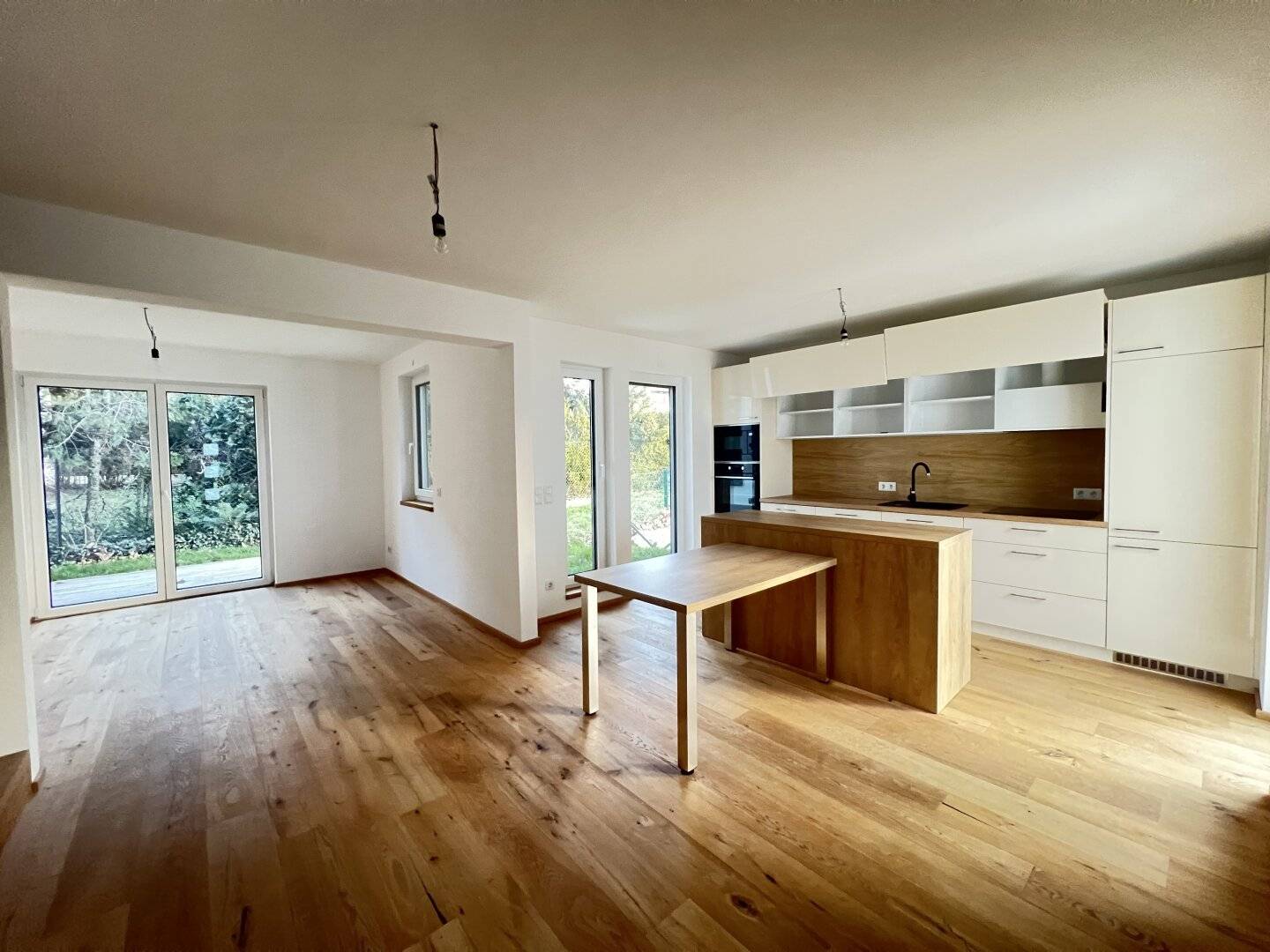 High-quality end terraced house turnkey incl. 1 parking space in Stipcakgasse