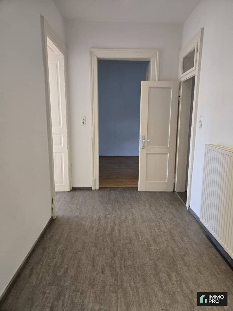Central 2-room apartment with balcony