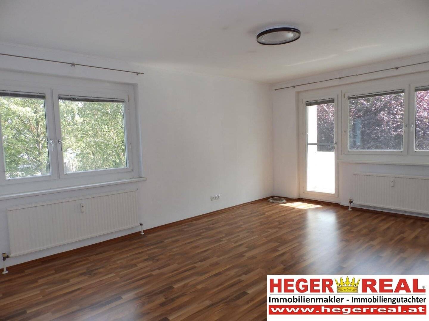 2 room loggia elevator