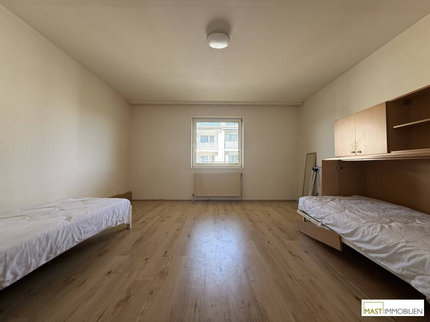 Perfect 1-room apartment with kitchen directly in Berndorf including heating