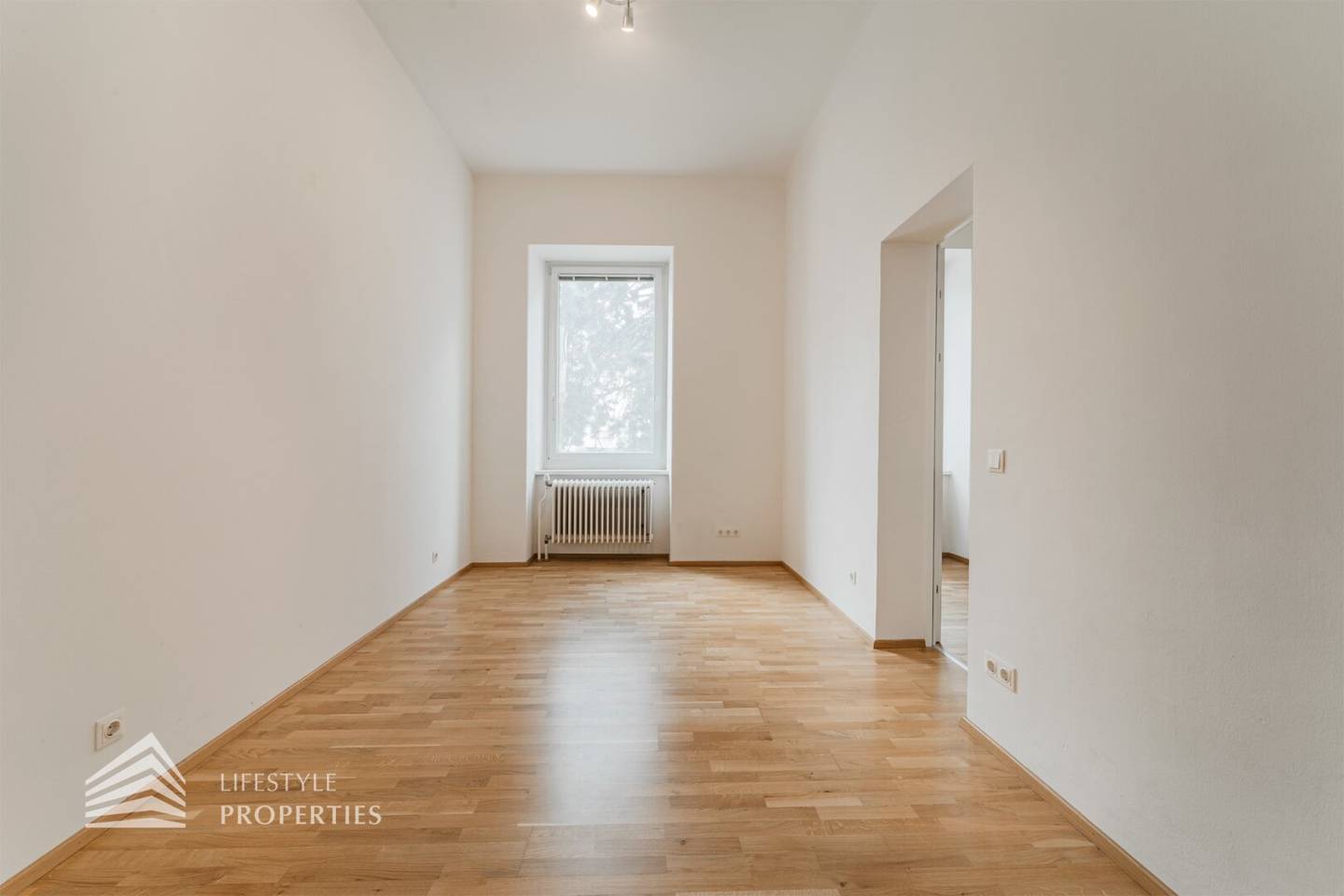Beautiful 2-room apartment near Steiner Tor